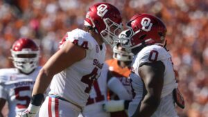 College football's best 'front-sevens': Here's who will dominate along the defensive line and at linebacker