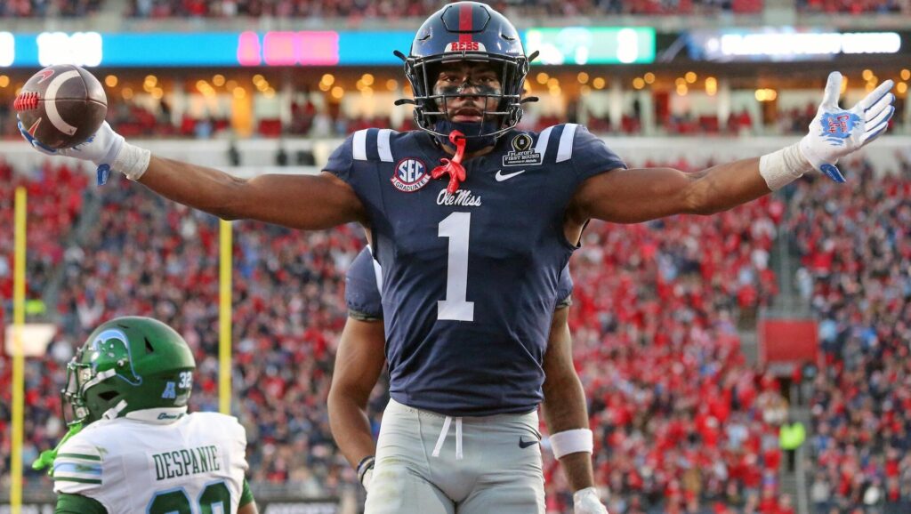 Four NFL Offensive Rookie of the Year sleepers to consider, including 49ers' De'Zhaun Stribling