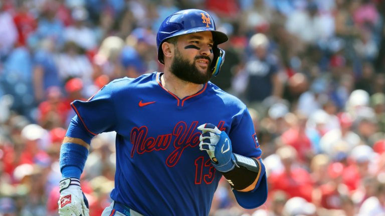 MLB rumors: Mets could hang on to trade candidate; Rays aiming big; Red Sox eye more infield help