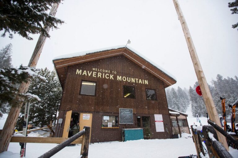 A Wildfire Is Tearing Through Maverick Mountain, a Single-Chair Ski Hill in Montana. Here’s Why It Hurts the Heart of Independent Skiing
