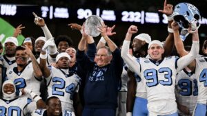 College football winners, losers in Week 0: Bill Belichick's biggest college win, NC State barely shows up