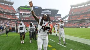 Browns name Deshaun Watson starting QB ... yet have 200 million reasons to cut him after the 2026 season