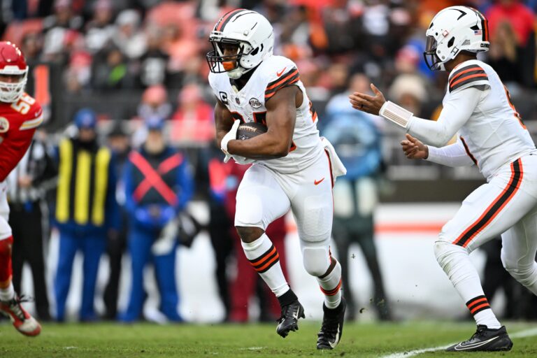 Four-time Pro Bowl RB Nick Chubb announces retirement after 8 NFL seasons