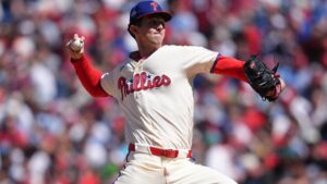 Today's top games to watch, best bets, odds: Phillies vs. Cardinals, Rays vs. Athletics and more