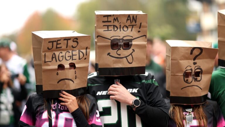 NFL's most and least optimistic fan bases entering 2026 season: Non-playoff team takes No. 1 spot
