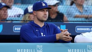 Today's top games to watch, best bets, odds: Dodgers vs. Cubs, Pirates vs. Brewers and more