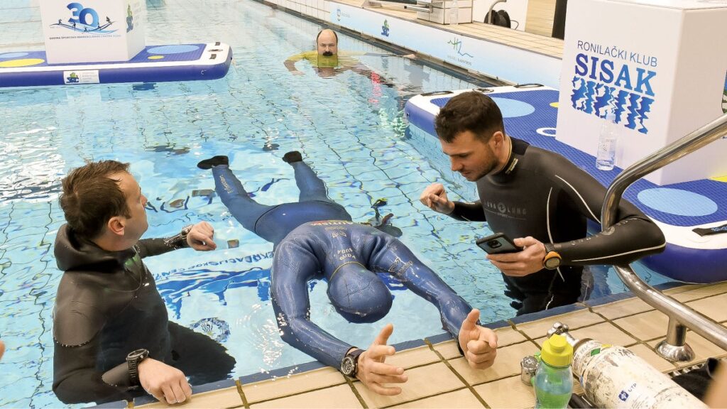 LISTEN: The Freediver Who Held His Breath for 24 Minutes