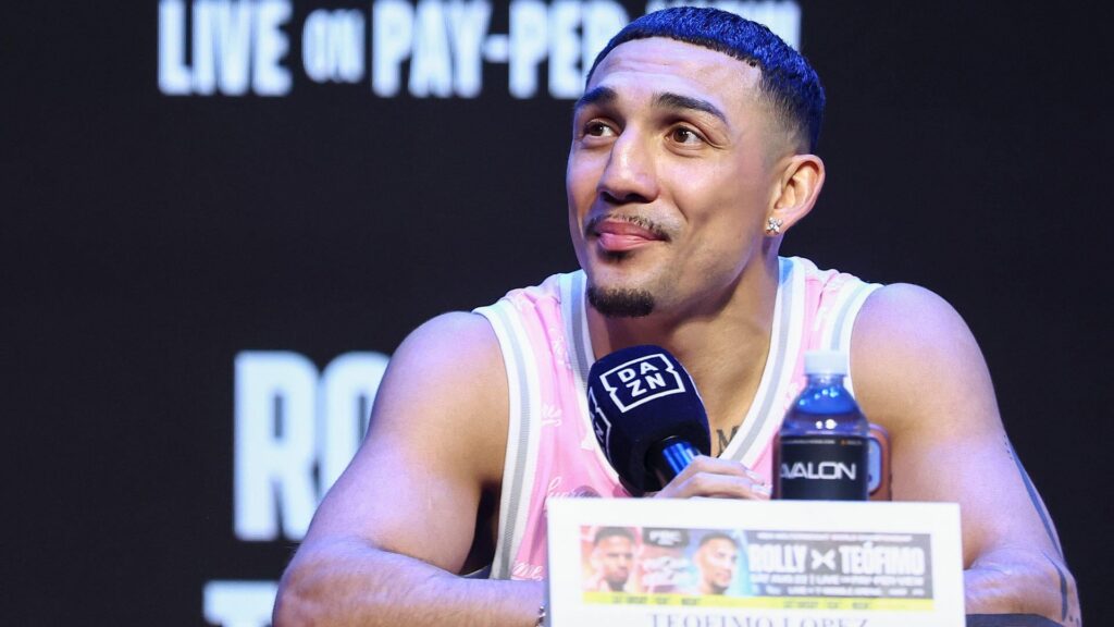Teofimo Lopez Jr. looks to bounce back from disastrous loss when he faces Rolly Romero for welterweight title