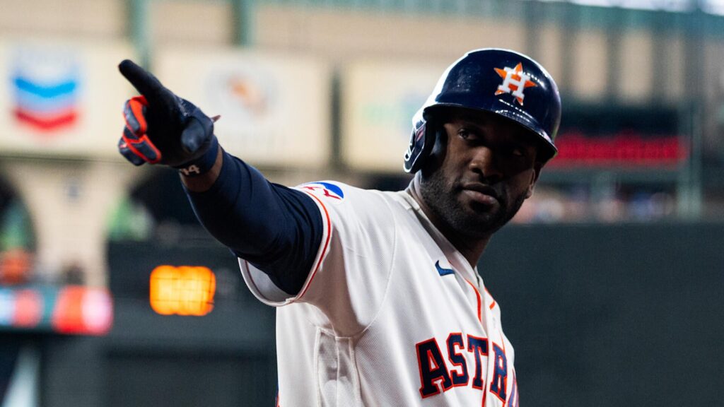 Angels vs. Astros MLB picks: Yordan Alvarez may not win Triple Crown, but Houston should win Thursday
