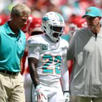 Dolphins’ De’Von Achane to miss rest of season with torn ACL, per report