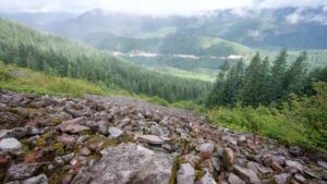 He Fell 120 Feet on Oregon’s Tom, Dick, and Harry Mountain. A Bystanding Doctor Came to His Rescue.