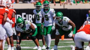 Oklahoma State coach Eric Morris reveals how Cowboys spotted Oregon QB Dante Moore's tell