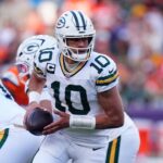 Self-learning AI releases NFL picks, score predictions every Week 2 game
