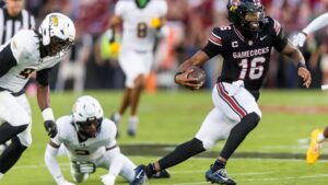 College football odds, picks, predictions for Week 3, 2026: Computer likes Notre Dame, South Carolina