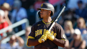 Padres call up top prospect Ethan Salas for September stretch run as wild-card race heats up