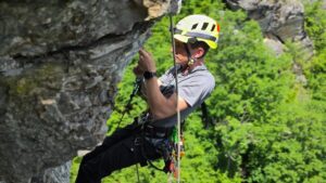 Will Soper Ran 1.5 Miles 1,000 Feet up a Mountain to Deliver Blood to a Fallen Climber