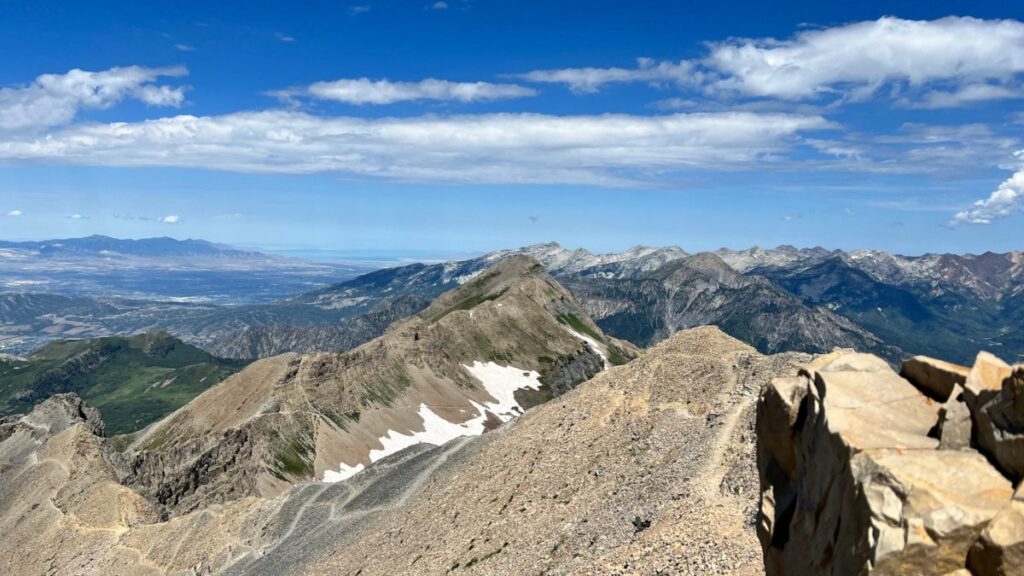 A Fatal Lightning Strike in Utah Exposes a Common Mountain Shelter Myth