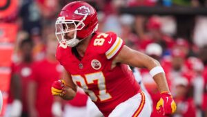 Chiefs vs. Broncos SGP: 'Monday Night Football' same-game parlay picks, bets, props from SportsLine AI