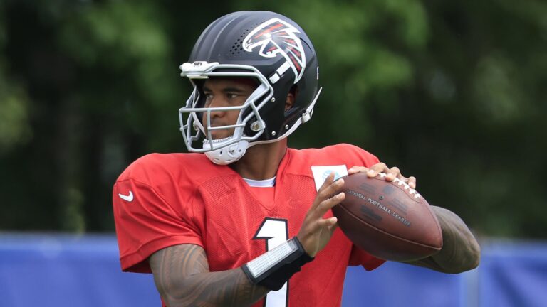 Falcons name Tua Tagovailoa starting QB: What to expect from former Dolphins Pro Bowler