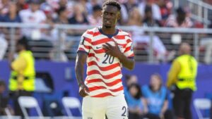 USMNT star Folarin Balogun's potential move to Everton appears to hit medical snag on deadline day