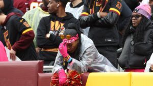 NFC East makes dubious NFL history with winless Week 5 as Giants hold unlikely division lead