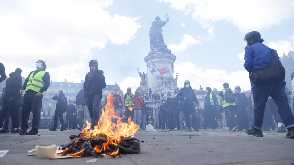 NFL closes 'NFL House' in Paris amid security concerns as city braces for more protests