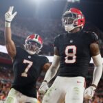 Week 7 NFL score predictions, best picks today: Expert reveals exact scores for every NFL game