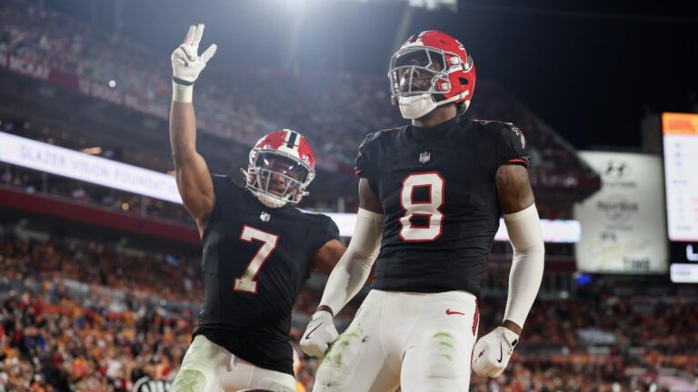 Week 7 NFL score predictions, best picks today: Expert reveals exact scores for every NFL game
