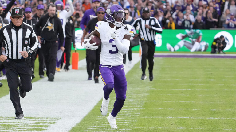 Week 4 NFL picks, best bets from proven model: This 5-leg parlay pays nearly 25-1